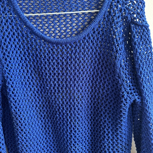 Knitted Sweater. - Picture 7 of 9